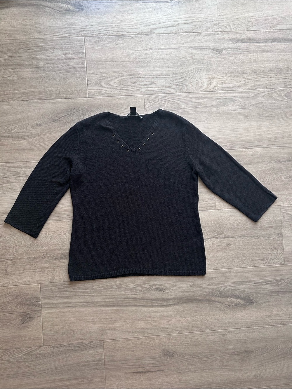Josephine Chaus Black Grommet V-Neck Knit Sweater Size M